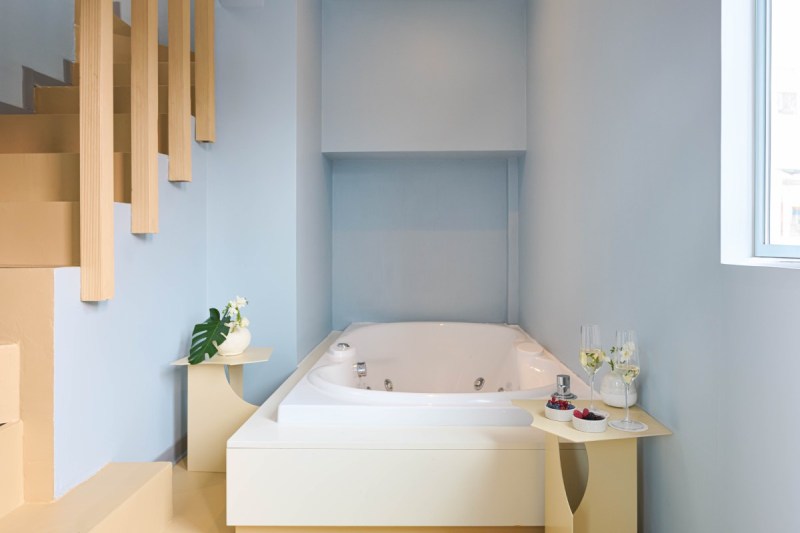 Junior Suite with private Jacuzzi in Rome: the perfect stay at Moderno Hotel Roma, BZAR Hotels