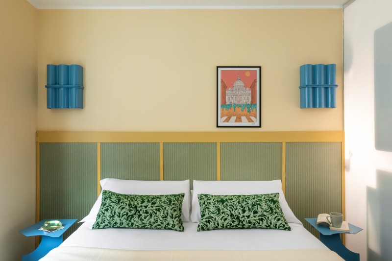 Camera small dal design contemporaneo con letto matrimoniale e dettagli di arredo moderni in hotel a Roma - Moderno Hotel Roma, BZAR hotels a Roma