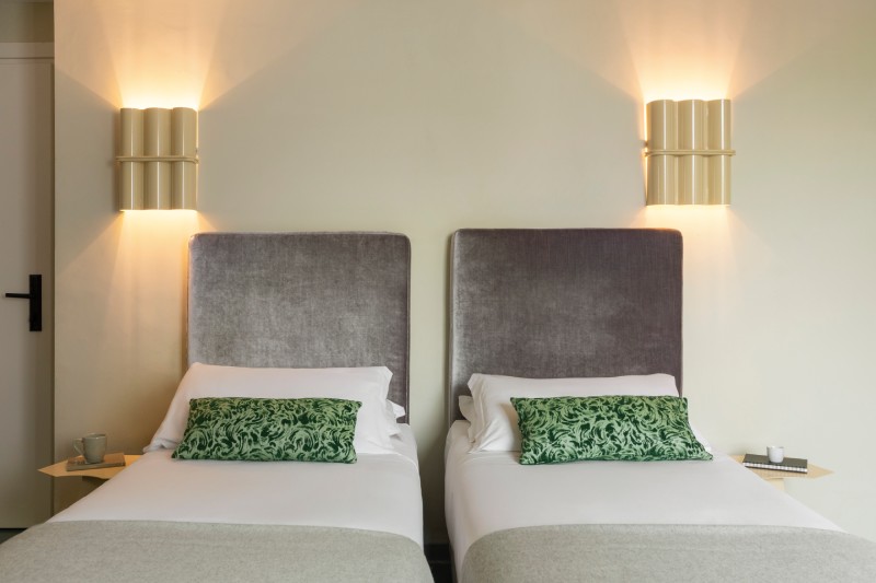 Camera superior con scrivania e set cortesia per soggiorni business in hotel a Roma - Moderno Hotel Roma, BZAR hotels a Roma